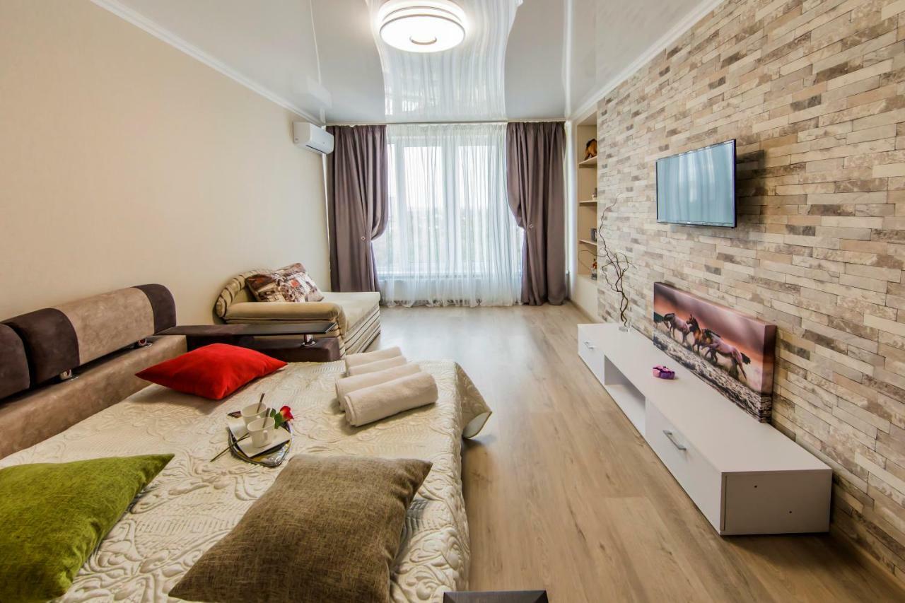 דירות קייב The Best Rest In This Stylish, Cozy Apartament. מראה חיצוני תמונה